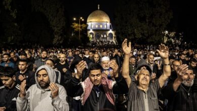 Al-Aqsa Mosque: 200K Palestinians offer Taraweeh prayers on 27th night of Ramzan