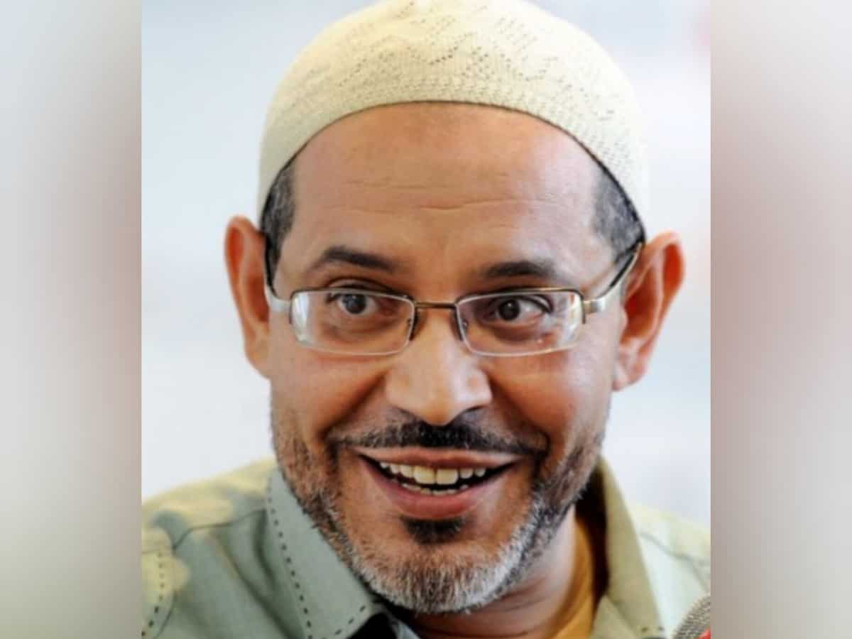 France deports Algerian imam for allegedly inciting hatred against Jews