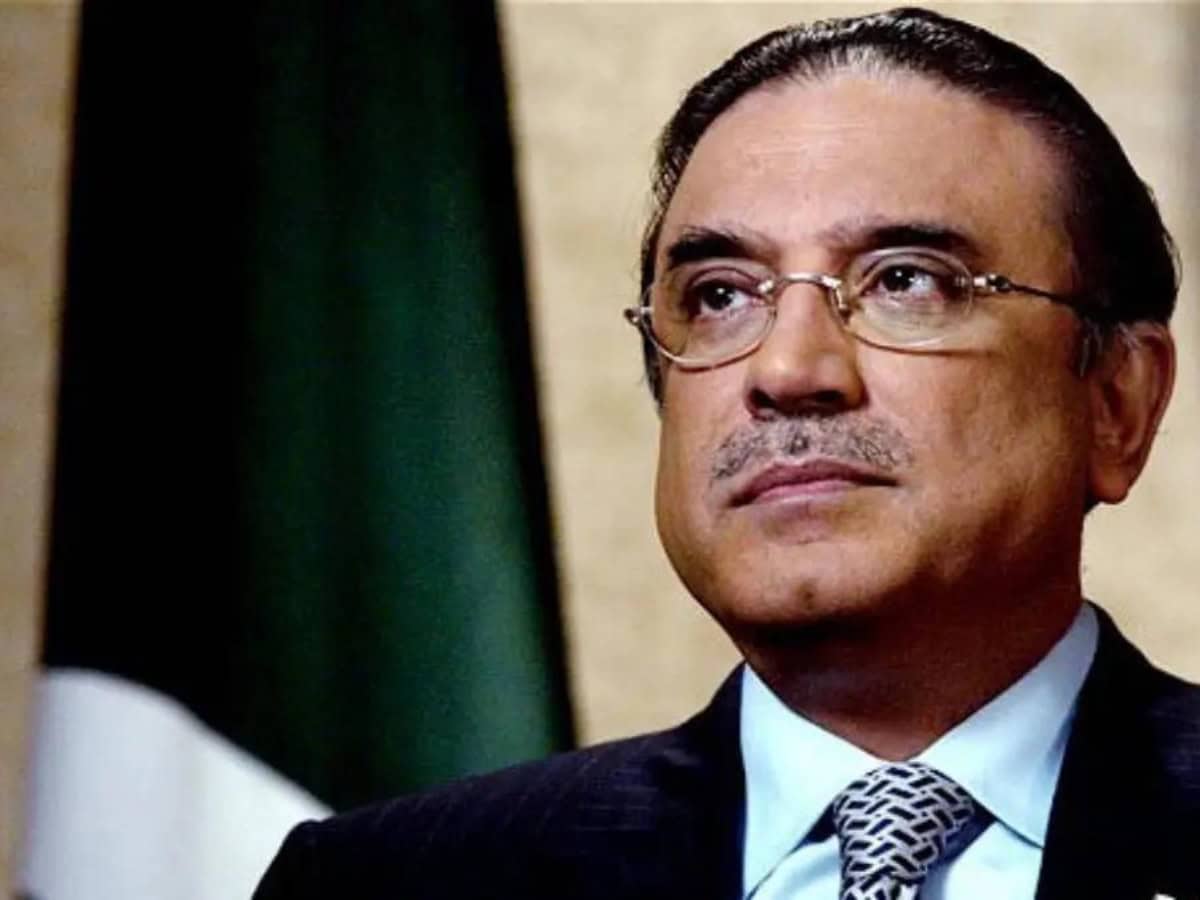 Pakistan President Zardari rakes up Kashmir issue in Parliament