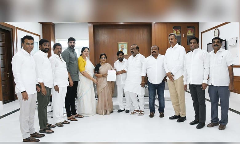 Telangana: BRS urges CM Revanth to give crop loss compensation to farmers