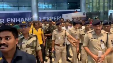 CSK arrive in Hyderabad ahead of IPL match against SRH