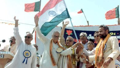 Ekta Yatra, BJP President Dr Murli Manohar Joshi and yatra organizer Narendra Modi