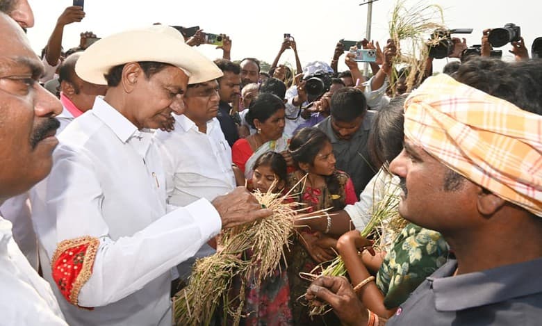 Telangana: KCR calls present water crisis 'govt created artificial drought'