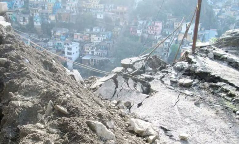 Kashmir on Alert Continuous Rains Spark Landslides