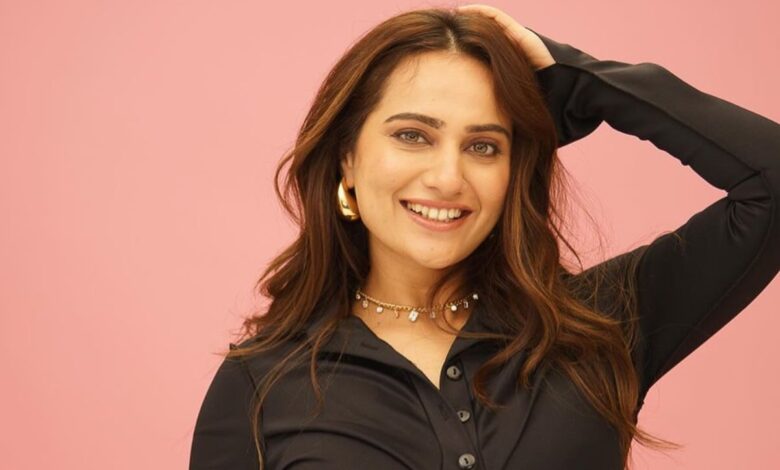 Post divorce, Kusha Kapila is in relationship with THIS comedian?