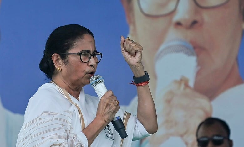 EC operating under Modi’s directions: Mamata at poll rally in Bengal