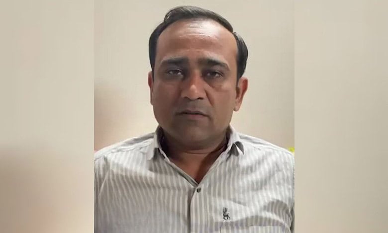 Nilesh Kumbhani Congress Surat candidate