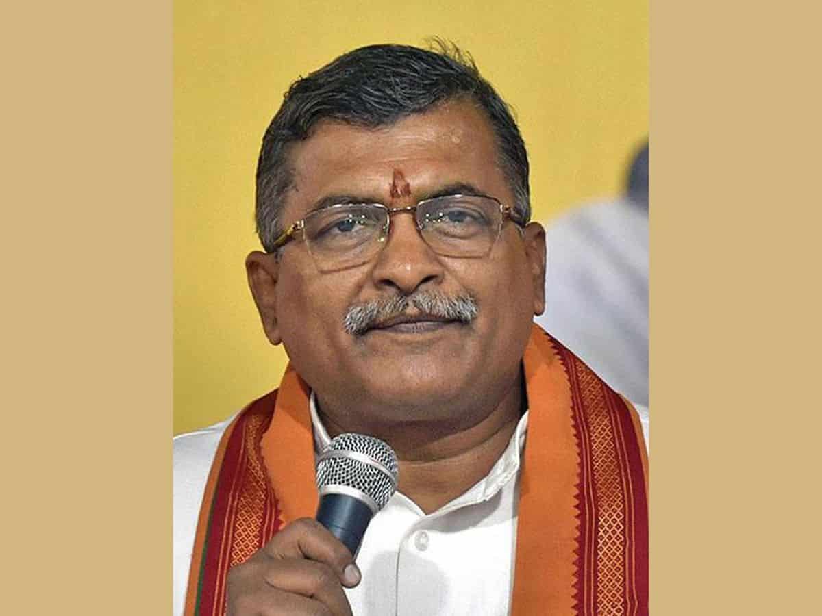 Temples must be freed from govt control: VHP leader Milind Parande