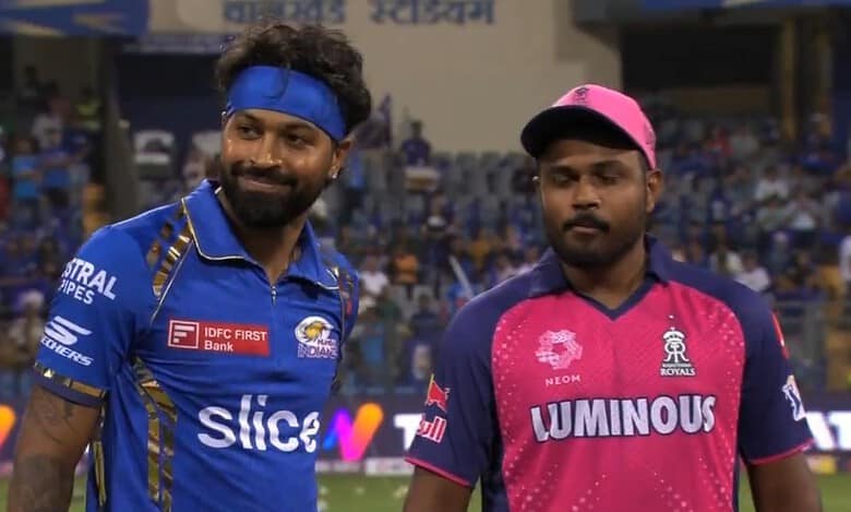 Pandya gets booed again as chants of 'Rohit… Rohit' fill Wankhede (pti)