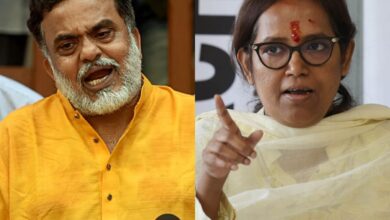 Varsha Gaikwad slams Nirupam, says Cong not against Ram, but Godse's ideology