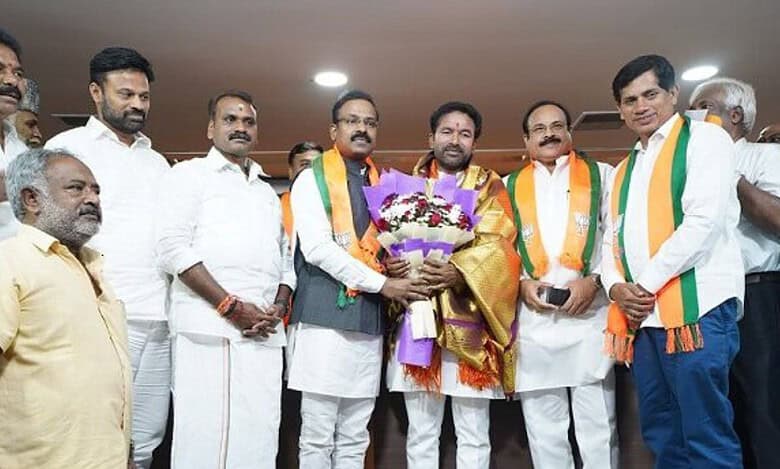 Sitting Peddapalli MP Venkatesh Neta joins BJP