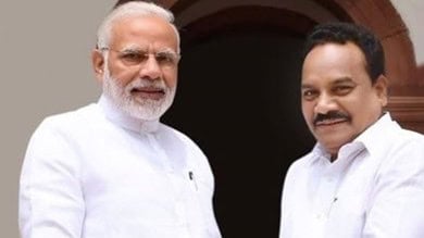 BJP candidate Godam Nagesh with PM Modi