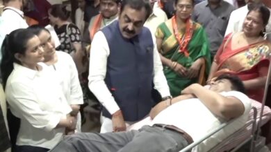 MP: 4 people injured after stage collapses during PM Modi's Jabalpur roadshow