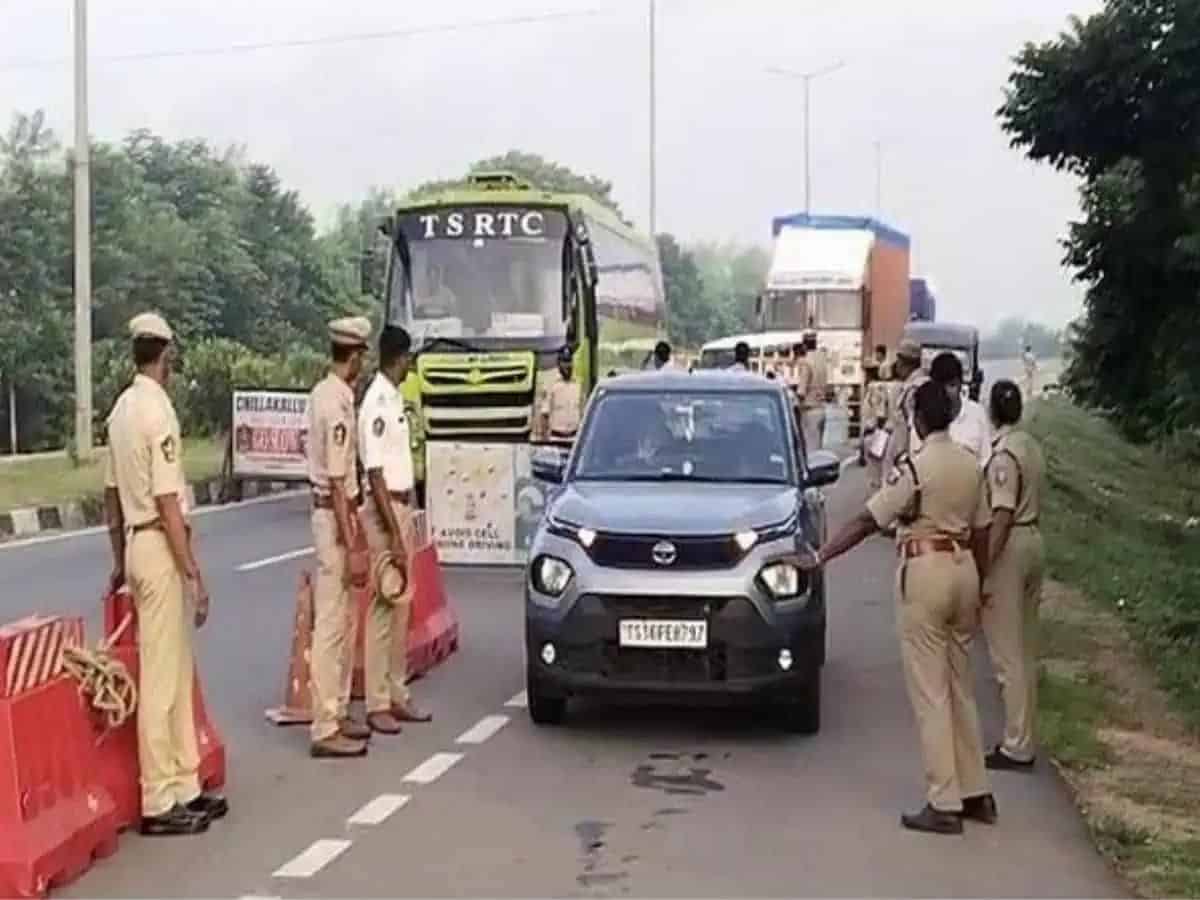 The chief secretaries of two Telugu-speaking states held a convergence meeting at Telangana Secretariat on Monday