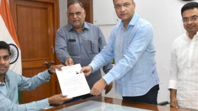 MLA Akbaruddin Owaisi filed one set of his nomination papers on Monday, as the substitute for his brother AIMIM chief Asaduddin Owaisi, to represent the party on behalf of AIMIM for Hyderabad Lok Sabha segment