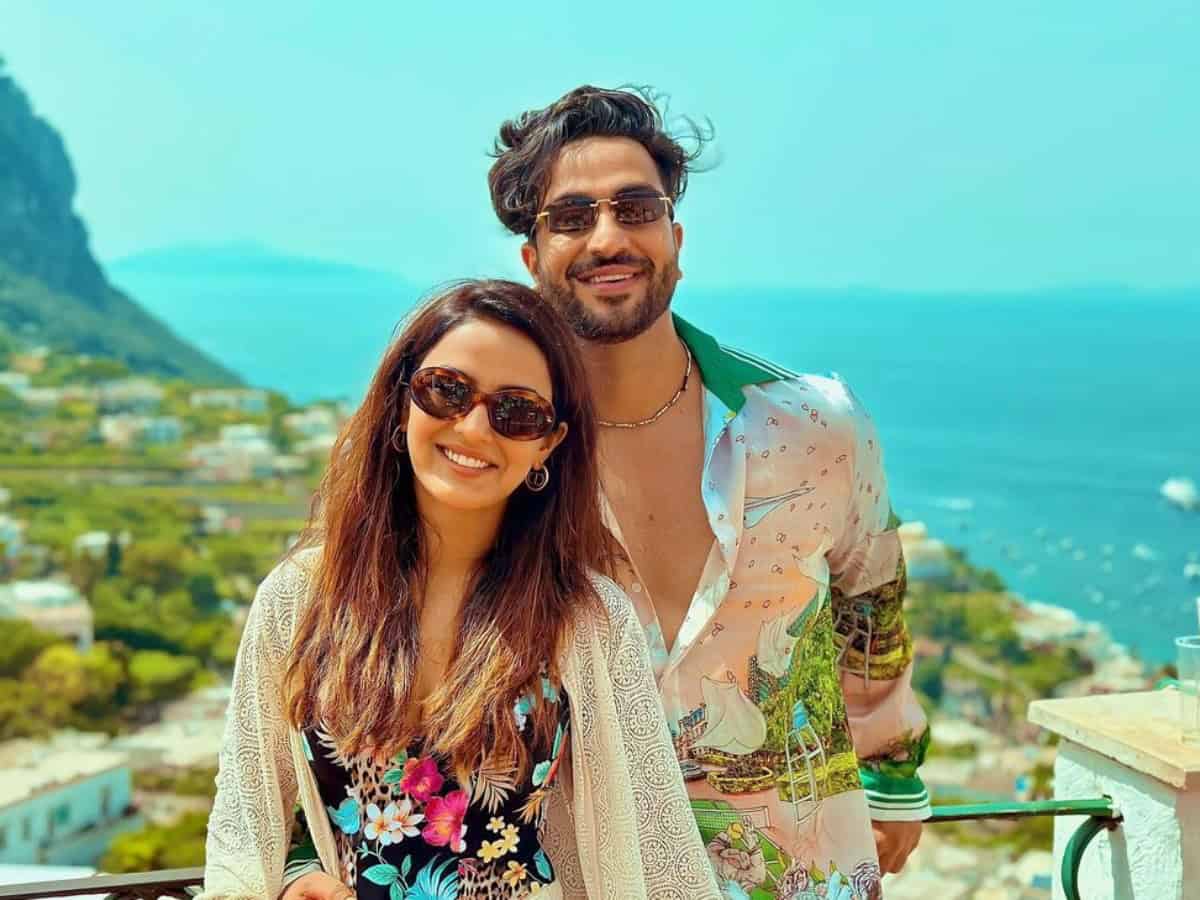 Fans to hear Aly Goni, Jasmin Bhasin's 'good news' soon!