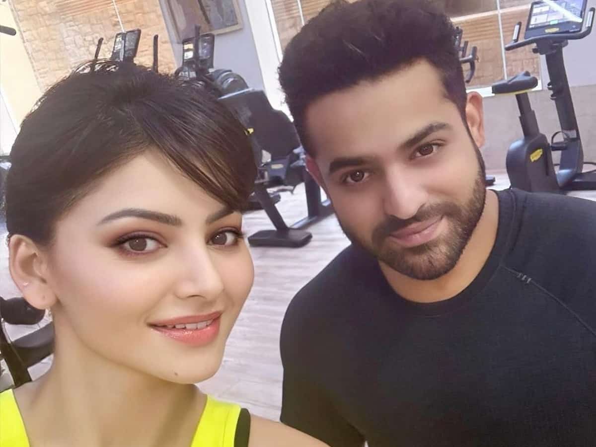 Urvashi Rautela meets 'lion-hearted' Jr NTR, pic goes viral