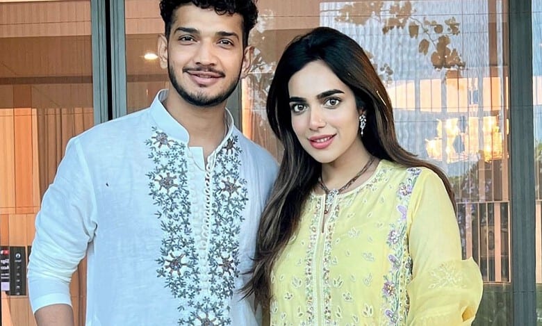 Munawar Faruqui dating Dr Aashna Kanchwala? Pics spark rumours