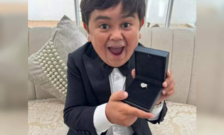 Tajikistani singer, social media sensation and ‘Bigg Boss 16’ contestant Abdu Rozik, is all set to tie the knot on with a 19-year-old Emirati girl, Amira from Sharjah. The wedding will be held in the presence of their close friends and family members on July 7 in UAE. Taking to Instagram, he shared the news in a video post with his 8.2 million followers He expressed his excitement and captioned the post saying, "I never imagined in my life that I will be so lucky to find a love who respects me and is not burdened by the obstacles in my life 7th of July save the date !! I cannot express to you in words how happy I am." https://www.instagram.com/reel/C6v-60KPzbe/?igsh=MWsycXlpeGN2NGx3dw==