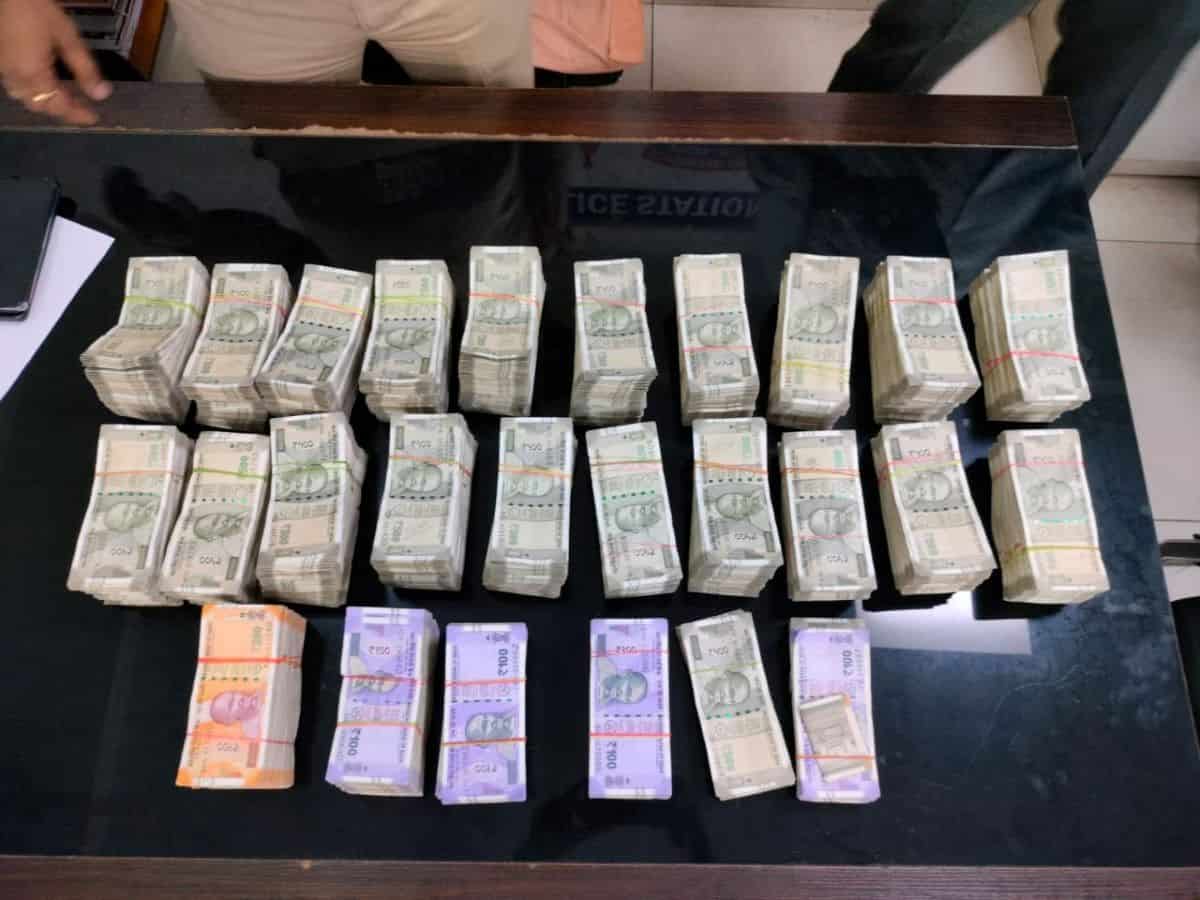 Cyberabad police seizes over Rs 53 lakh from two persons