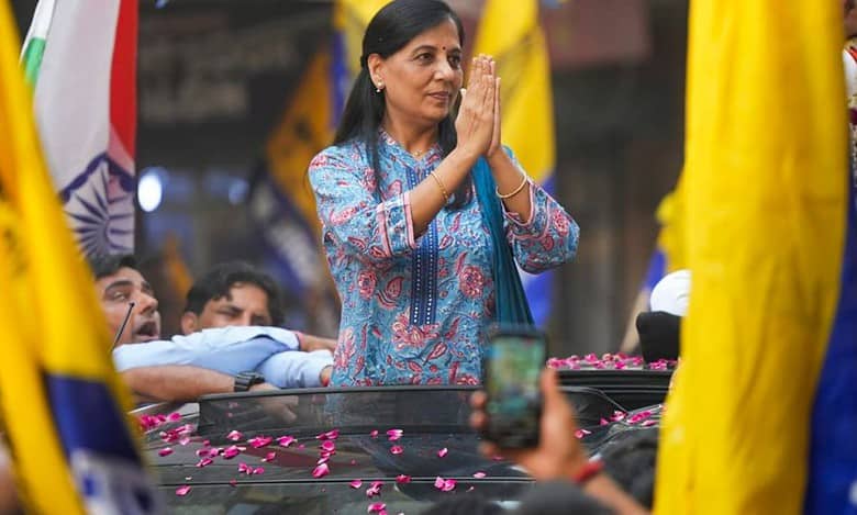 Delhi CM Arvind Kejriwal's wife Sunita Kejriwal