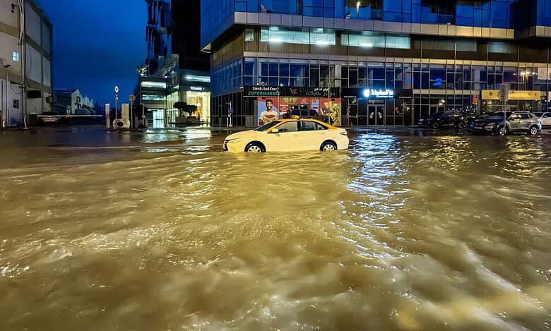Heavy rains lash in Gulf countries, UAE, Oman issues weather warning