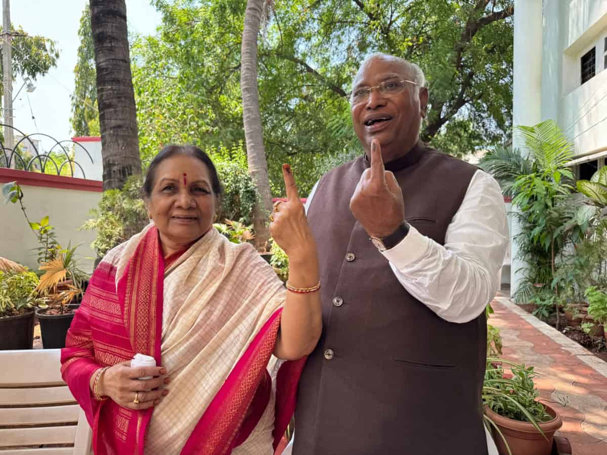 Kharge writes to opposition leaders on 'discrepancies' in polling data released by EC
