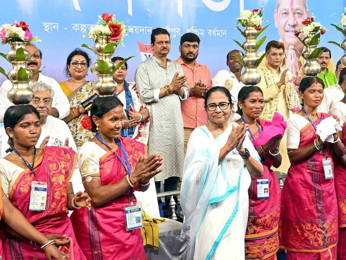 BJP preparing blueprint of lies to win LS polls: Mamata