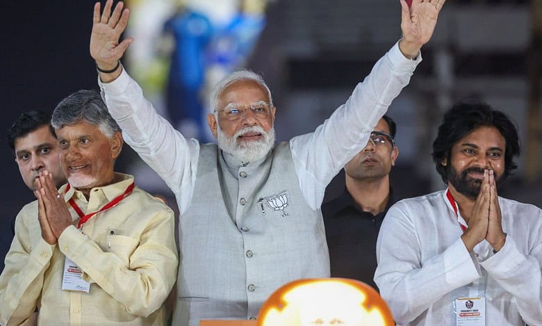 PM modi with Chandrababu Naidu, Pawan Kalyan