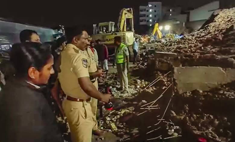Hyderabad rains: Kin of dead workers at Bachupally seek compensation