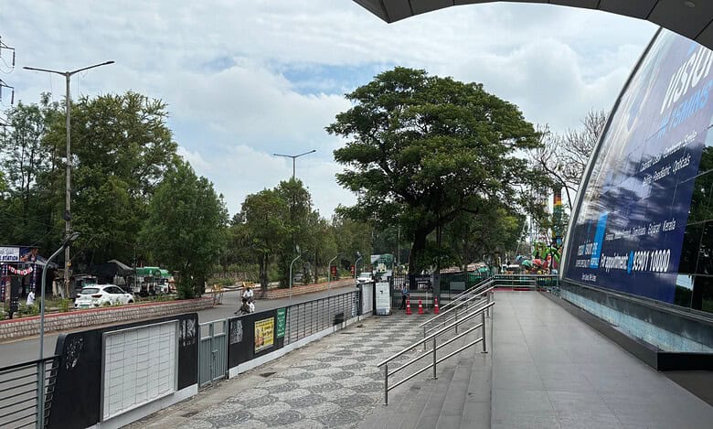 Shocking pic: Hyderabad's Prasads theatre wears deserted look