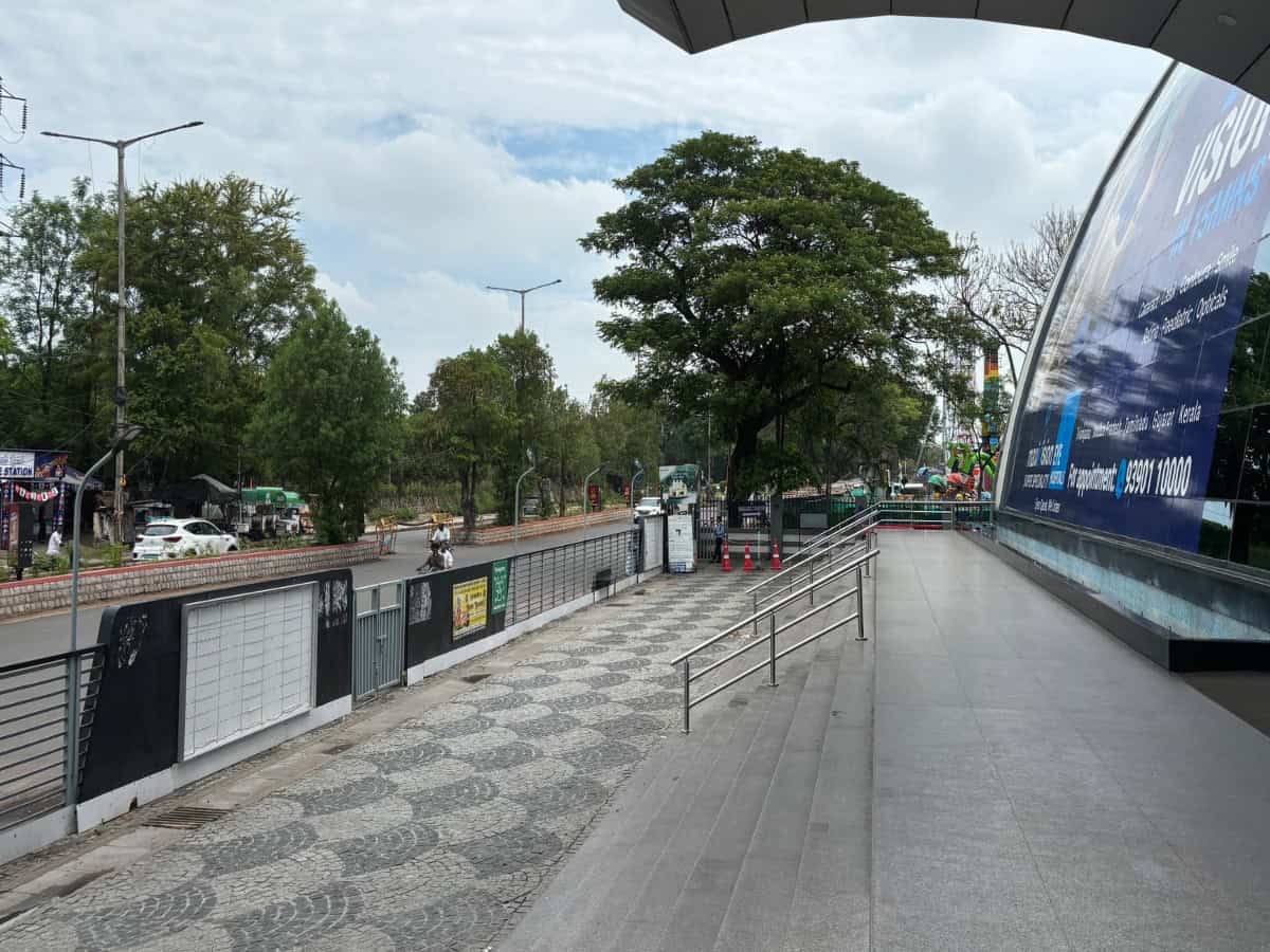 Shocking pic: Hyderabad's Prasads theatre wears deserted look