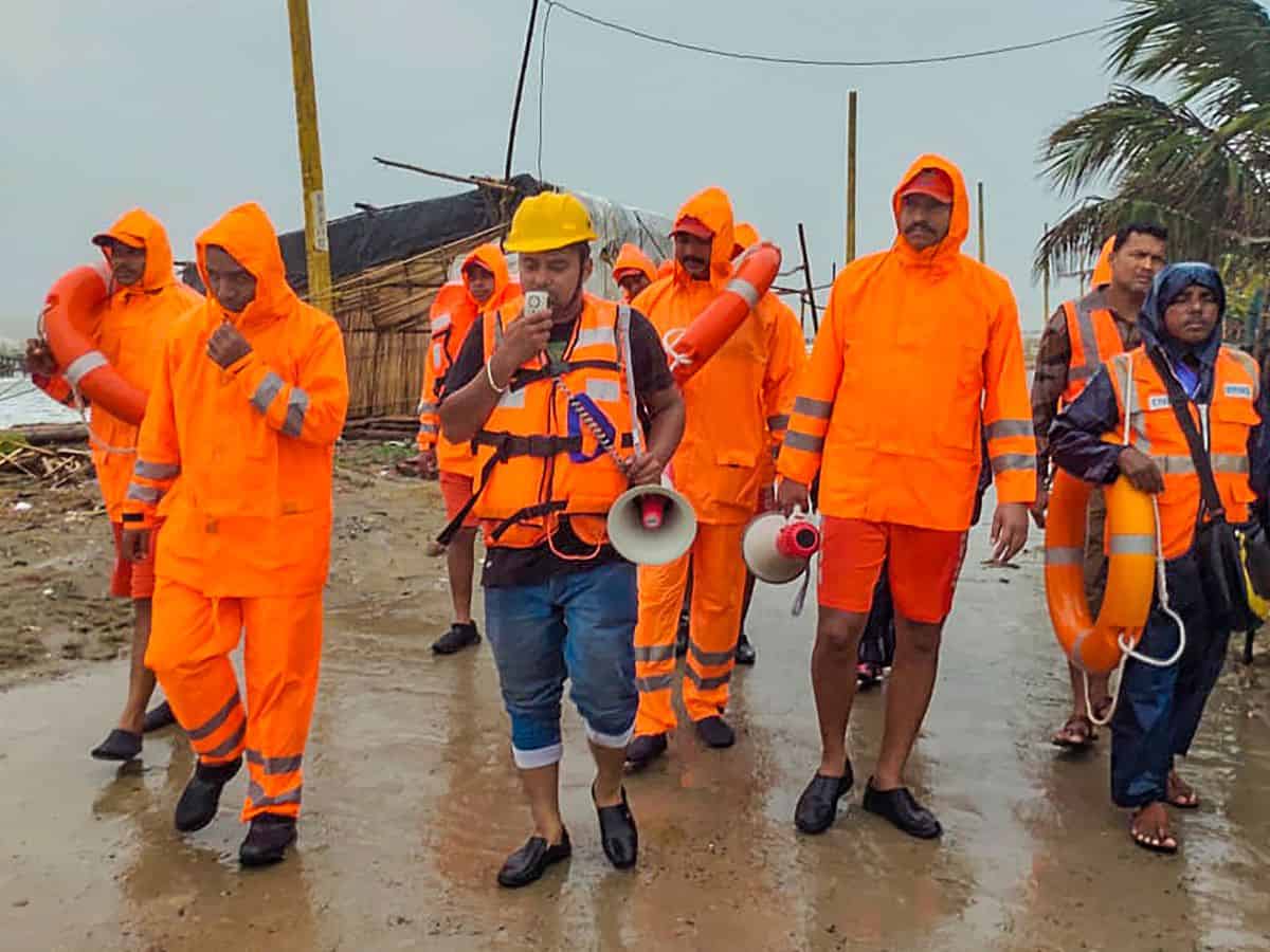 Preparations for Cyclone Remal landfall