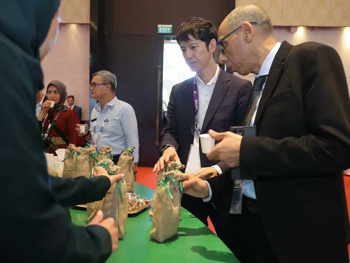 Saudi coffee, dates attract visitors at World Water Forum in Indonesia
