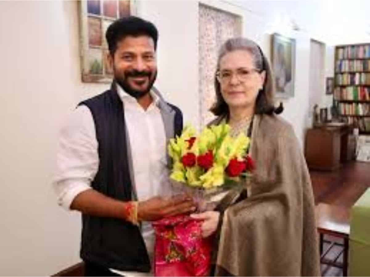 Revanth Reddy officially invites UPA chairperson and Rajya Sabha MP Sonia Gandhi as the chief guest for Telangana Formation Day celebrations to be held at the Secunderabad Parade Grounds on June 2.