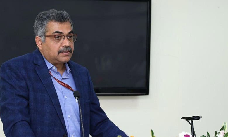 Vyas advised officials to be impartial and transparent and to treat every candidate and political party on an equal footing, without giving any scope for criticism.