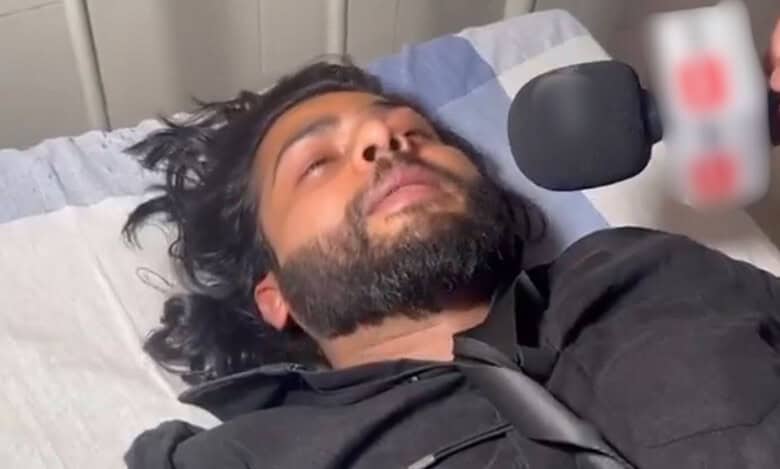 Journalist attacked by BJP goons at Amit Shah's Rae Bareilly rally