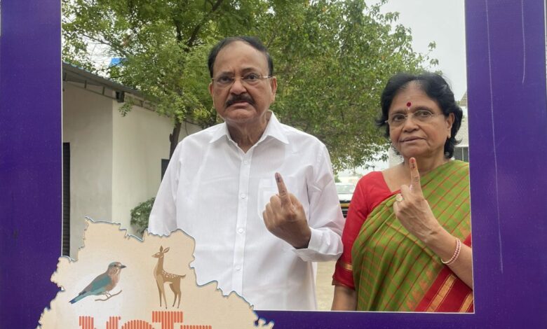 Ex Vice-President, Tripura Governor cast votes in Hyderabad