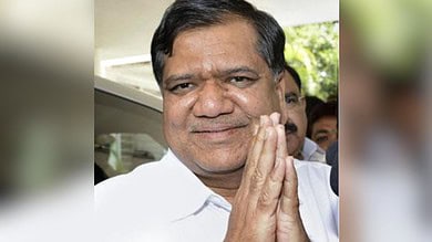 Turmoil in K'taka Congress can spill out anytime after LS polls: Jagadish Shettar