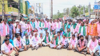 BRS stages protests across Telangana seeking bonus for farmers for paddy