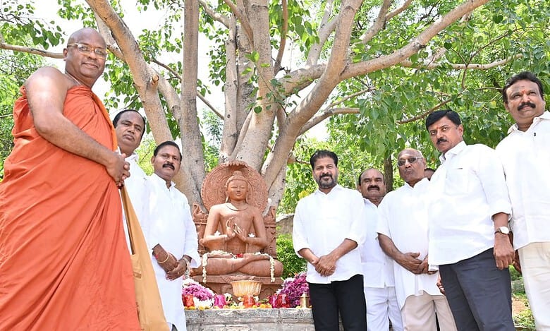 Chief Minister A Revanth Reddy participates in a programme at the Maha Buddha Vihar in Secunderabad on the occasion of Buddha Purnima celebrated on Thursday.