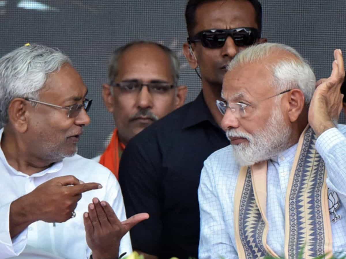 Narendra Modi fir mukhya mantri bane: Bihar CM's big goof-up