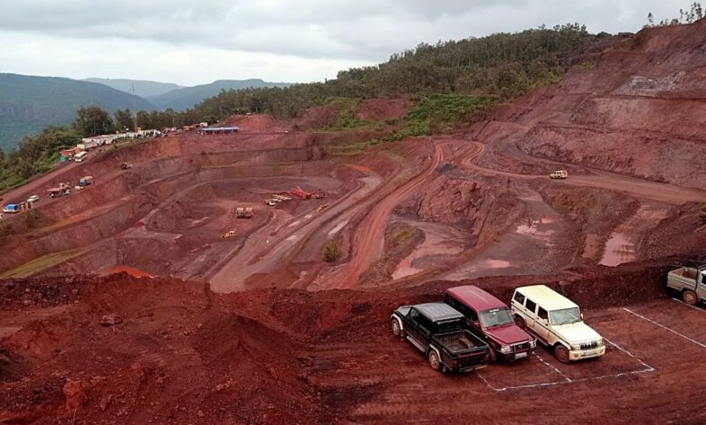 Bellary district admin orders joint survey of mines on AP-Karnataka border