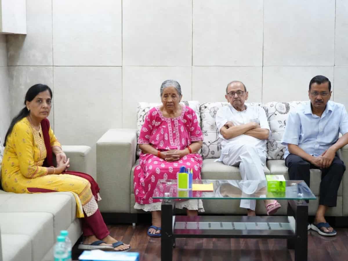 Maliwal assault case: Delhi Police defers questioning of Kejriwal's parents