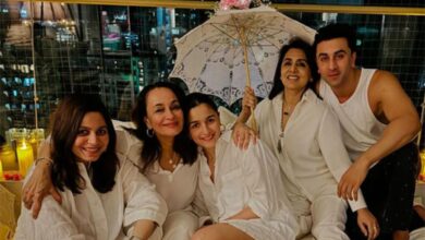 Alia Bhatt, Ranbir Kapoor host white-themed Mother's Day bash
