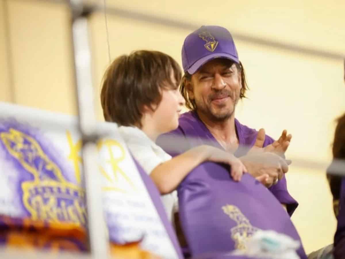 IPL: After casting vote, Shah Rukh heads to Ahmedabad to attend KKR vs SRH Qualifier 1