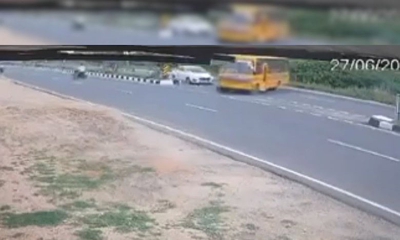 Video: Telangana school bus overturns after car crashes into it, 6 injured