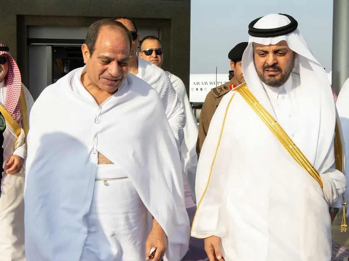Egyptian President arrives in Jeddah to perform Haj