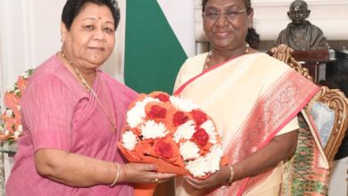 Guv of Manipur Anusuiya Uikey with Prez Droupadi Murmu