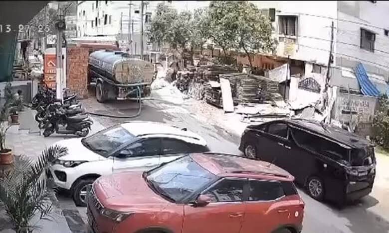 Hyderabad: HMWSSB driver thrashed, 'no FIR as powerful men accused,' says victim